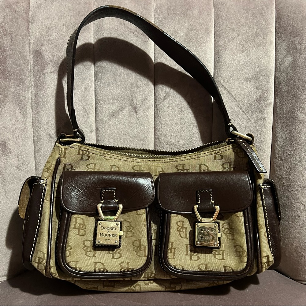 DOONEY & BOURKE SHOULDER BAG